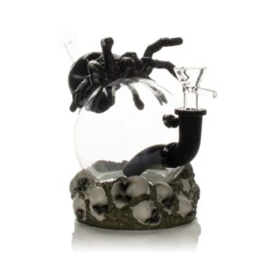 7.5" Spider & Skulls Water Pipe